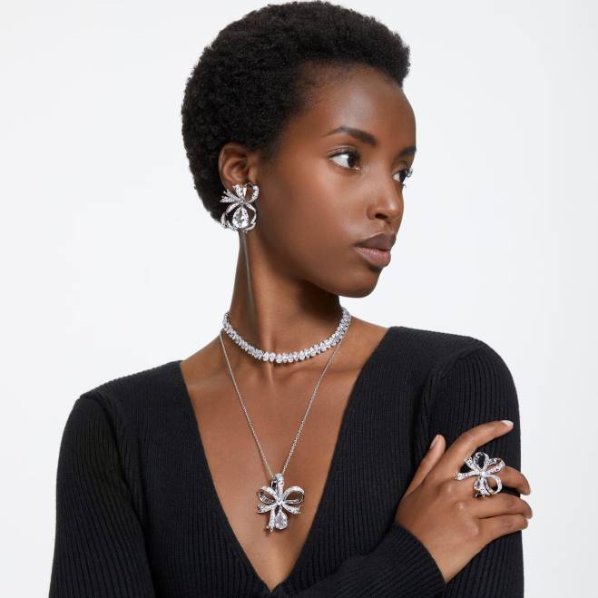 Swarovski DV4B793 gioielleria taglio a pera, fiocco, bianco, placcato rodio orecchini pendenti Volta